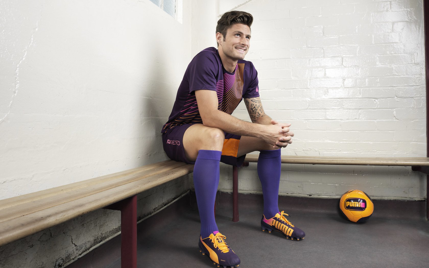 WTA年终总决赛:2-0,萨巴伦卡送蛋横扫鲍里妮,还激活一致命武器,萨巴伦卡总奖金